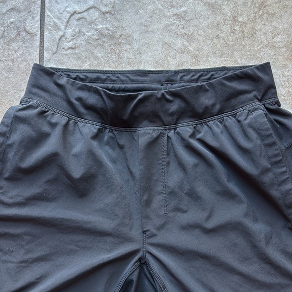 Lululemon Mens Running Yoga Shorts 7” - Picture 2 of 6